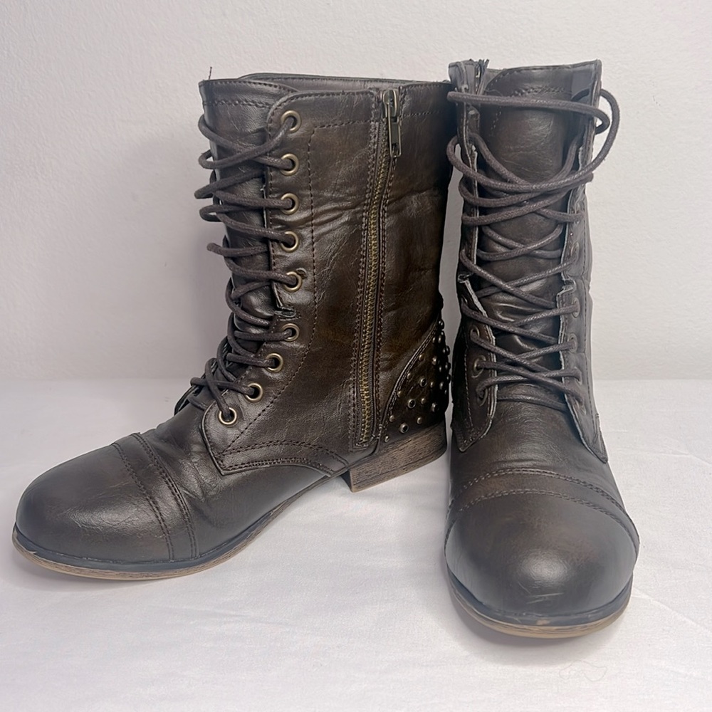 Madden Girl Brown Lace Up Women Combat Boots | Size 6.5